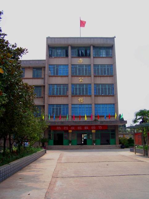 昆明工业职业技术学院&mdash;&mdash;美丽校园